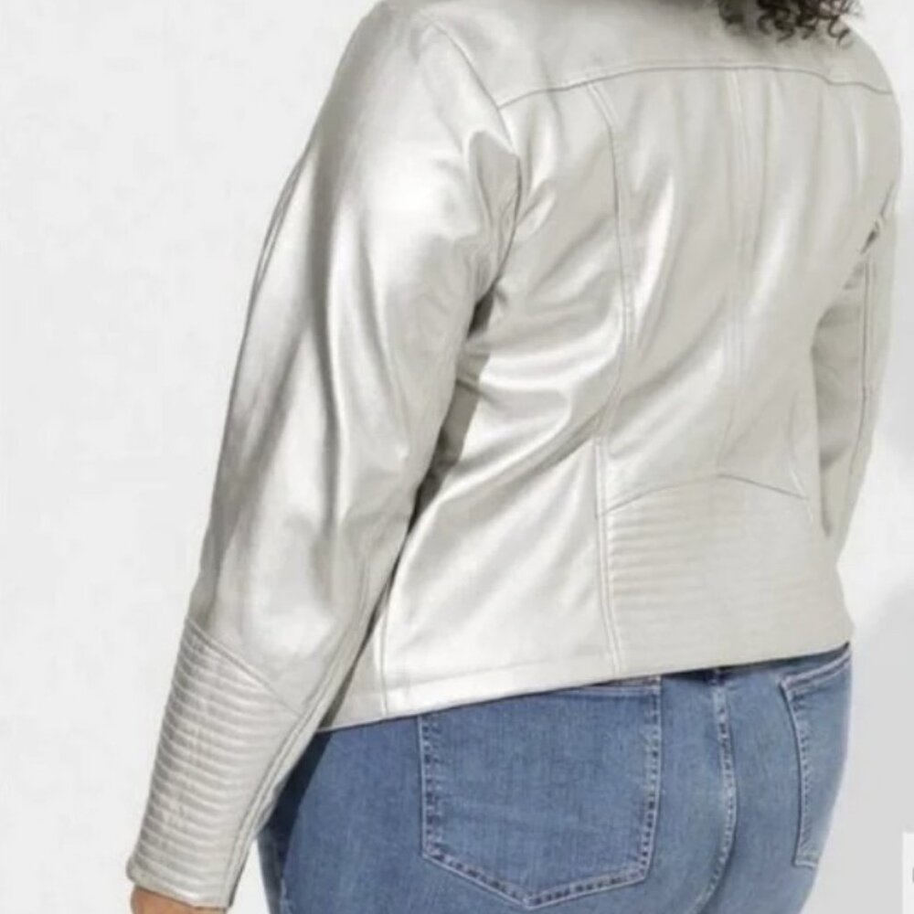 Torrid Metallic Silver Faux Leather Zip Moto Jacket Size 1 - Picture 2 of 12